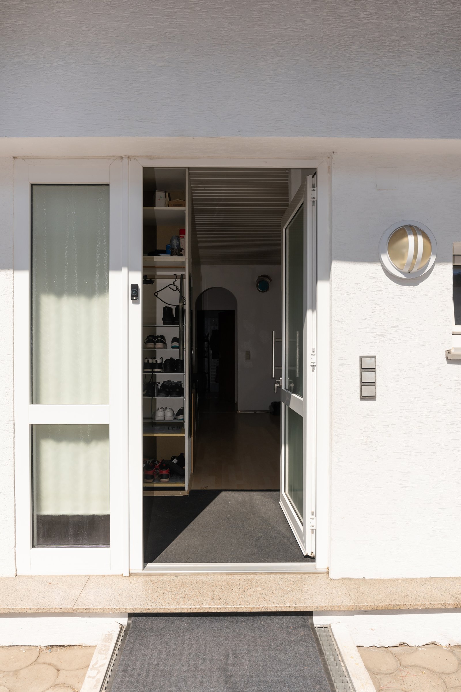 *** Großes Einfamilienhaus mit schönem Garten in sehr ruhiger Lage von Eisenberg ***