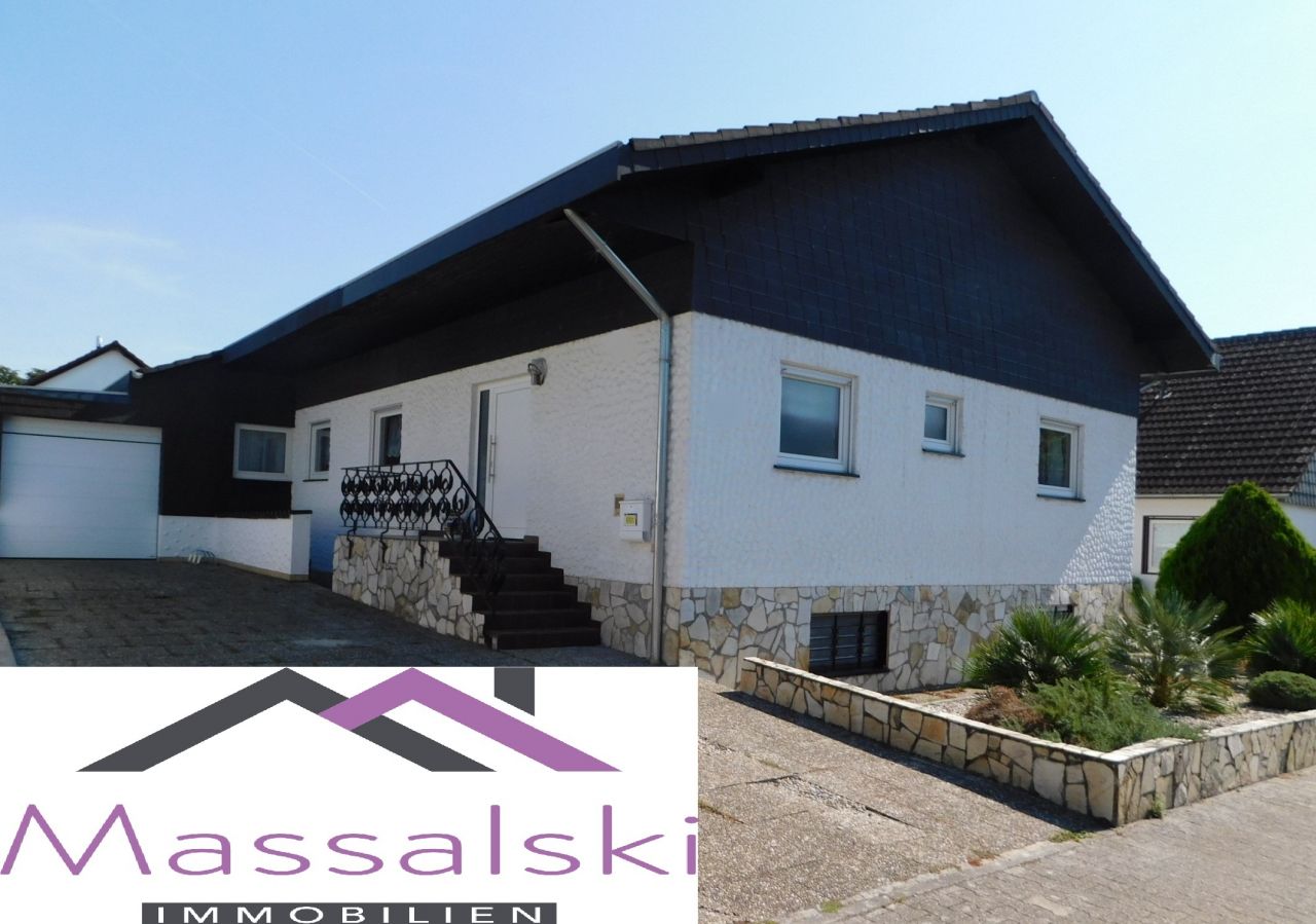 Laumersheim: *** VERKAUFT *** Schönes Zweifamilienhaus in absolut ruhiger, unverbaubarer Lage von Laumersheim *** Laumersheim: *** VERKAUFT *** Schönes Zweifamilienhaus in absolut ruhiger, unverbaubarer Lage von Laumersheim ***