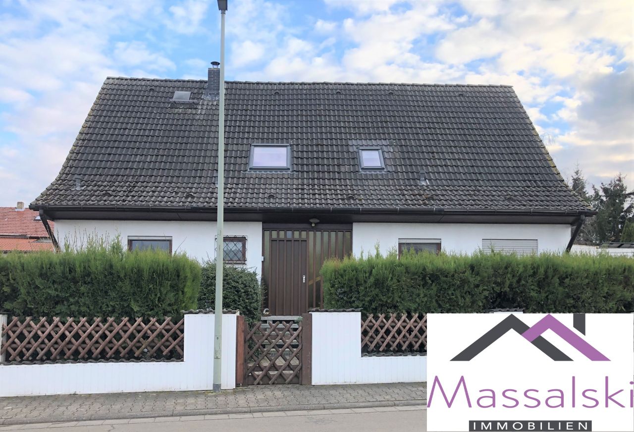 Lautersheim: *** VERKAUFT *** Schönes Zweifamilienhaus in sehr ruhiger Wohnlage im beschaulichen Lautersheim *** Lautersheim: *** VERKAUFT *** Schönes Zweifamilienhaus in sehr ruhiger Wohnlage im beschaulichen Lautersheim ***