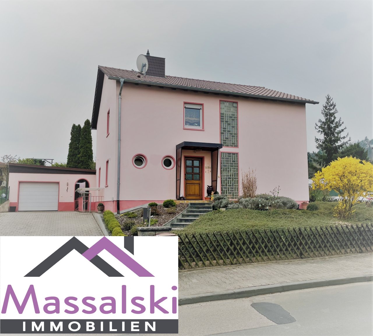 Eisenberg (Pfalz): *** Tolles Einfamilienhaus ruhig und zentral unterhalb des Waldrandes in Eisenberg gelegen sucht neue Familie *** Eisenberg (Pfalz): *** Tolles Einfamilienhaus ruhig und zentral unterhalb des Waldrandes in Eisenberg gelegen sucht neue Familie ***