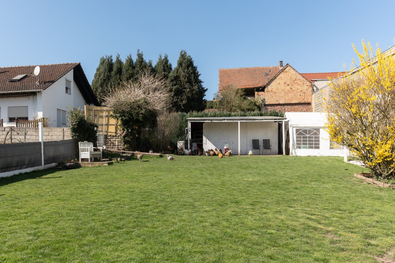 Baugrundstück hinterm Haus Baugrundstück hinterm Haus
