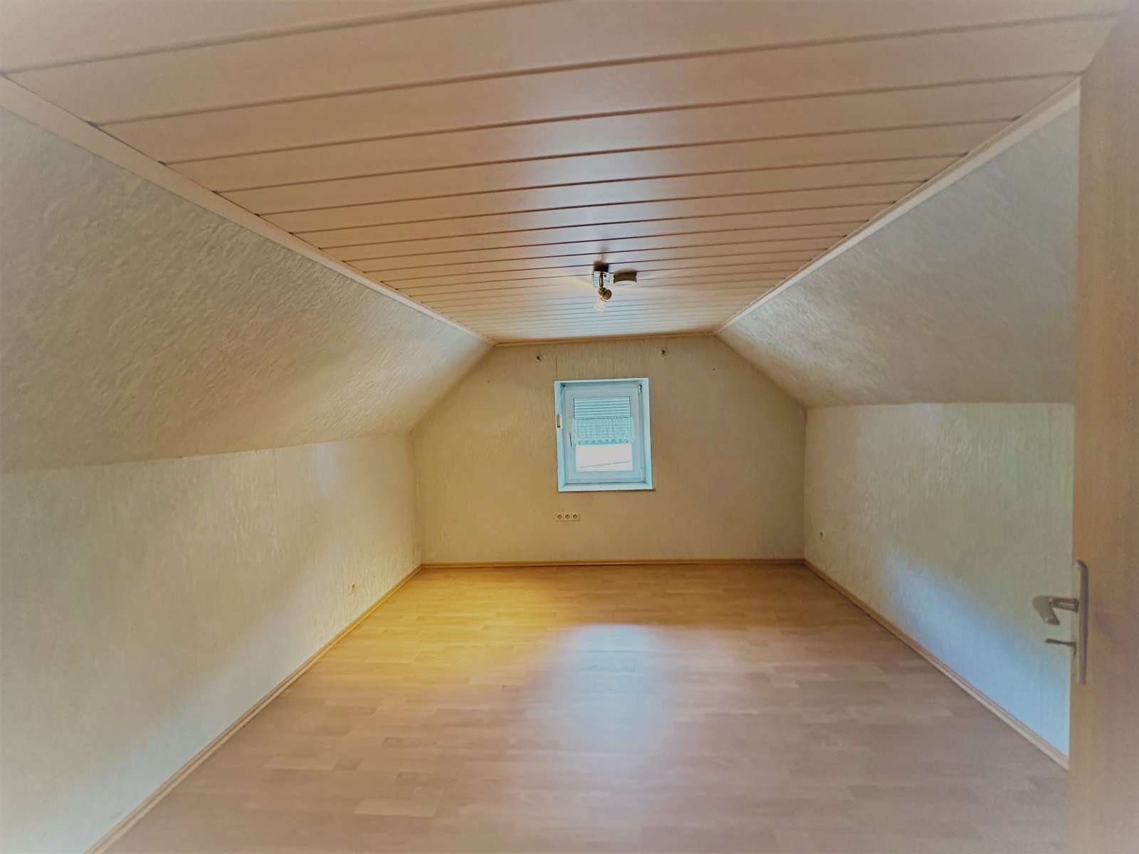 Weiteres Zimmer Obergeschoss Weiteres Zimmer Obergeschoss