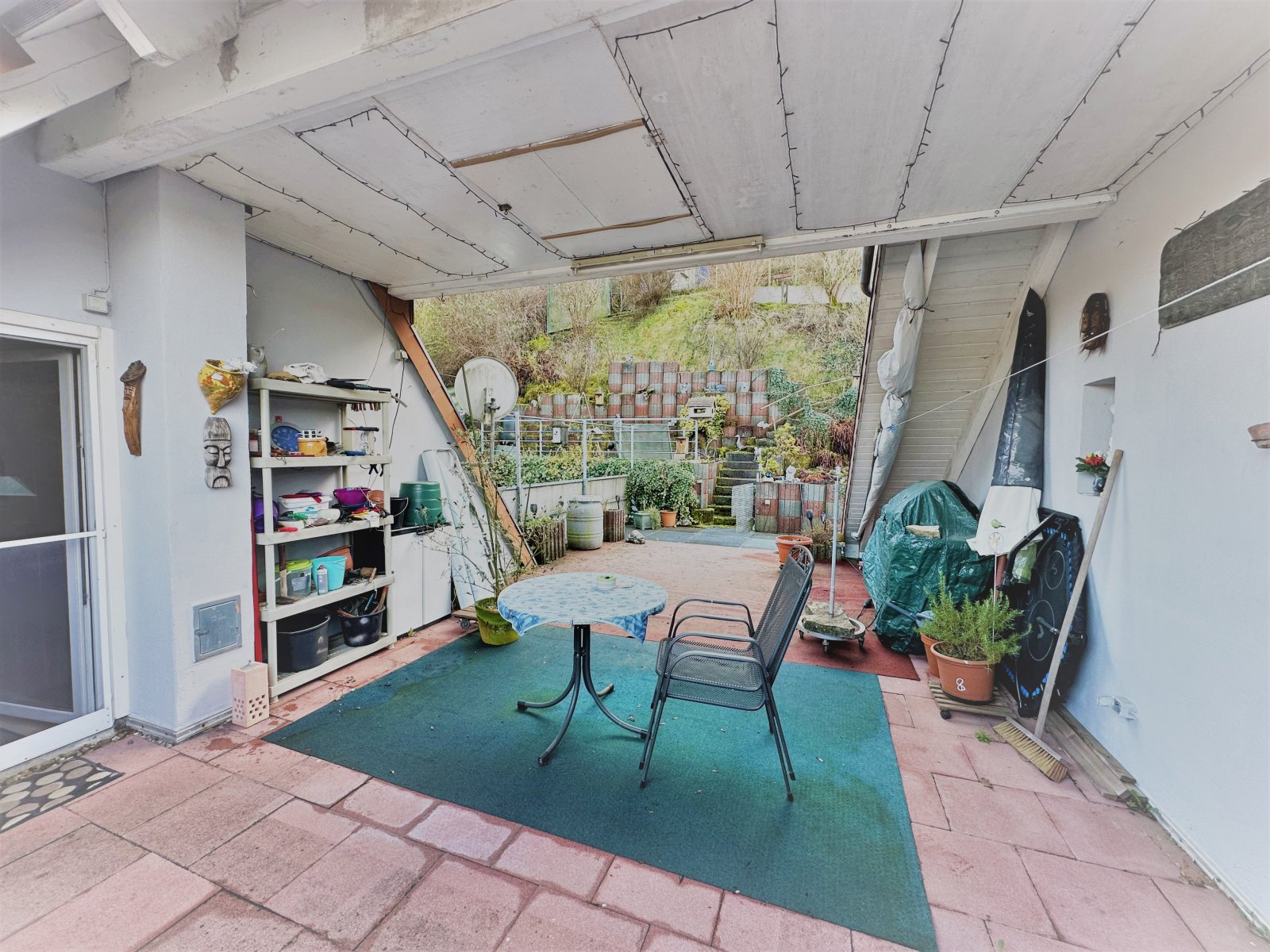 Dachterrasse mit Blick zum Garten Dachterrasse mit Blick zum Garten